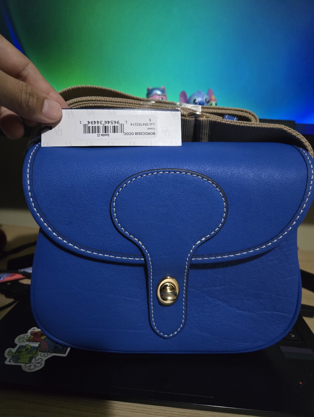 DOONEY BOURKE IClassic Blue Leather Crossbody Bag with Gold Turn-Lock